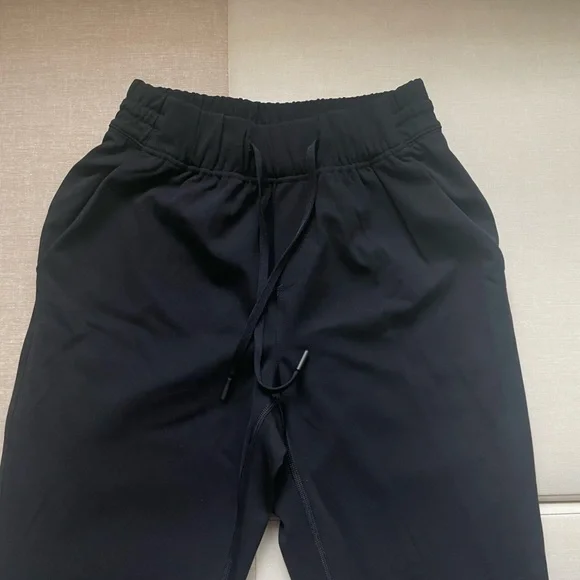 Aritzia The Constant Helena Pant - Picture 2 of 7